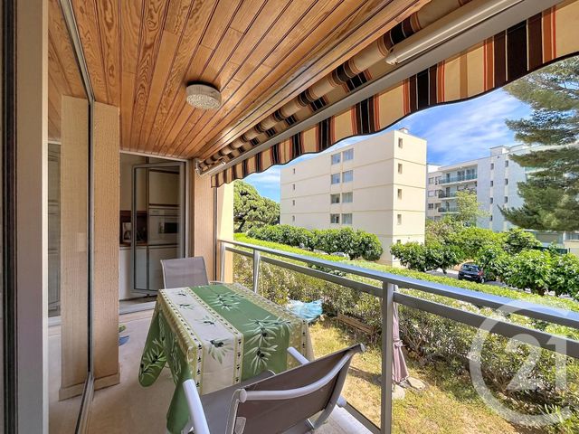 Appartement T2 &agrave; vendre - 2 pi&egrave;ces - 43 m2 - Cavalaire Sur Mer - 83 - PROVENCE-ALPES-COTE-D-AZUR