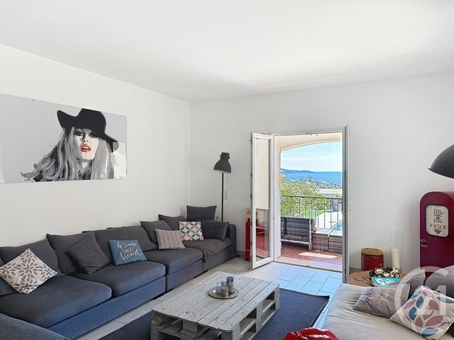 Maison &agrave; vendre - 7 pi&egrave;ces - 200 m2 - Cavalaire Sur Mer - 83 - PROVENCE-ALPES-COTE-D-AZUR