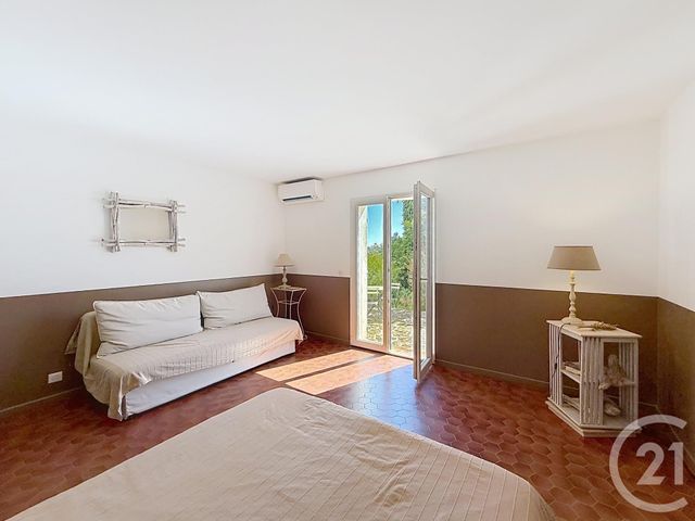 Maison &agrave; vendre - 7 pi&egrave;ces - 200 m2 - Cavalaire Sur Mer - 83 - PROVENCE-ALPES-COTE-D-AZUR