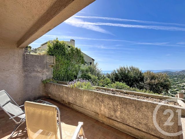 Maison &agrave; vendre - 4 pi&egrave;ces - 66 m2 - Cavalaire Sur Mer - 83 - PROVENCE-ALPES-COTE-D-AZUR