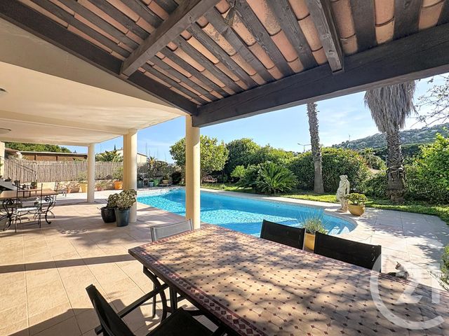 Maison &agrave; vendre - 6 pi&egrave;ces - 122,52 m2 - Cavalaire Sur Mer - 83 - PROVENCE-ALPES-COTE-D-AZUR