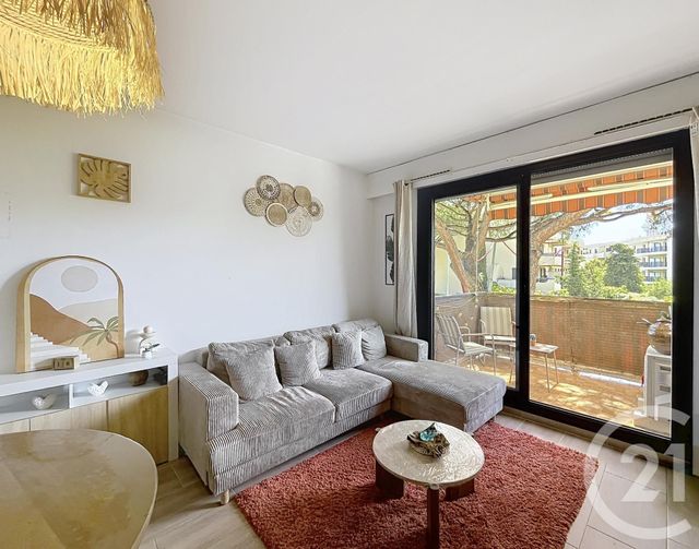 Appartement T3 &agrave; vendre - 3 pi&egrave;ces - 43,87 m2 - Cavalaire Sur Mer - 83 - PROVENCE-ALPES-COTE-D-AZUR