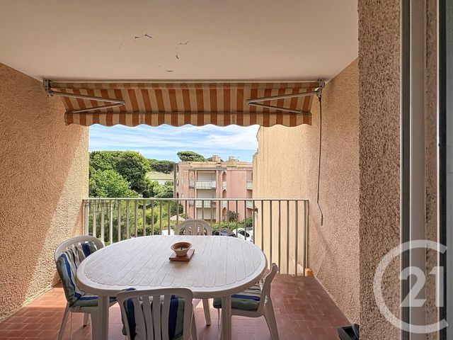 Appartement T2 &agrave; vendre - 2 pi&egrave;ces - 42 m2 - Cavalaire Sur Mer - 83 - PROVENCE-ALPES-COTE-D-AZUR