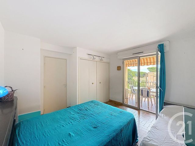 Appartement T2 &agrave; vendre - 2 pi&egrave;ces - 42 m2 - Cavalaire Sur Mer - 83 - PROVENCE-ALPES-COTE-D-AZUR