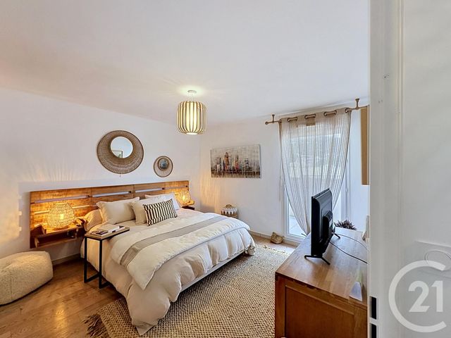Appartement T4 &agrave; vendre - 4 pi&egrave;ces - 88,47 m2 - Cavalaire Sur Mer - 83 - PROVENCE-ALPES-COTE-D-AZUR