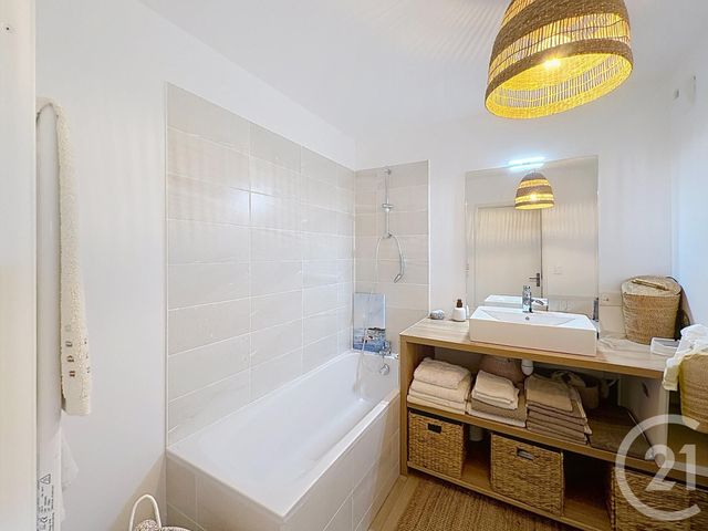 Appartement T4 &agrave; vendre - 4 pi&egrave;ces - 88,47 m2 - Cavalaire Sur Mer - 83 - PROVENCE-ALPES-COTE-D-AZUR