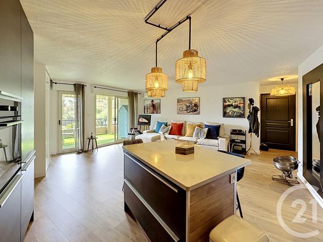 Appartement T3 &agrave; vendre - 3 pi&egrave;ces - 71,96 m2 - Cavalaire Sur Mer - 83 - PROVENCE-ALPES-COTE-D-AZUR