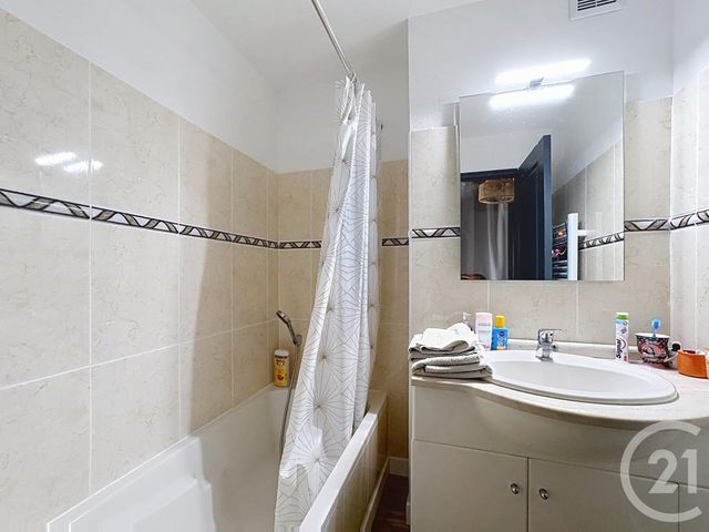 Appartement T3 &agrave; vendre - 3 pi&egrave;ces - 71,96 m2 - Cavalaire Sur Mer - 83 - PROVENCE-ALPES-COTE-D-AZUR