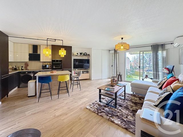 Appartement T3 &agrave; vendre - 3 pi&egrave;ces - 71,96 m2 - Cavalaire Sur Mer - 83 - PROVENCE-ALPES-COTE-D-AZUR