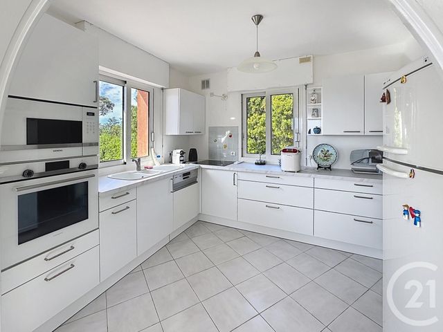 Maison &agrave; vendre - 5 pi&egrave;ces - 125 m2 - Cavalaire Sur Mer - 83 - PROVENCE-ALPES-COTE-D-AZUR