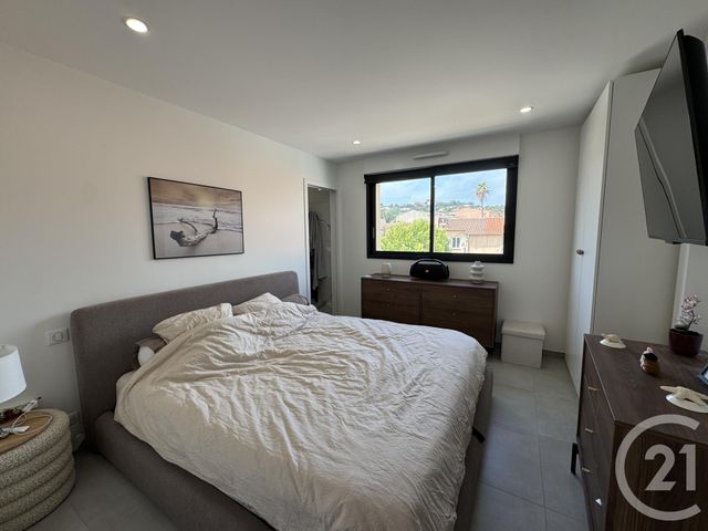Appartement T3 &agrave; vendre - 3 pi&egrave;ces - 80 m2 - Cavalaire Sur Mer - 83 - PROVENCE-ALPES-COTE-D-AZUR