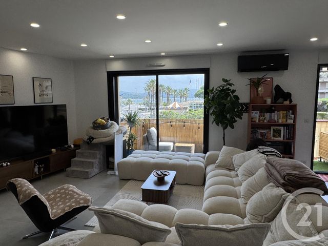 Appartement T3 &agrave; vendre - 3 pi&egrave;ces - 80 m2 - Cavalaire Sur Mer - 83 - PROVENCE-ALPES-COTE-D-AZUR