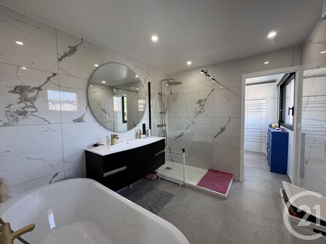 Appartement T3 &agrave; vendre - 3 pi&egrave;ces - 80 m2 - Cavalaire Sur Mer - 83 - PROVENCE-ALPES-COTE-D-AZUR