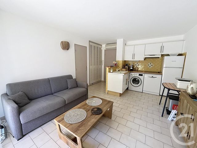 Appartement T2 &agrave; vendre - 2 pi&egrave;ces - 30,55 m2 - Cavalaire Sur Mer - 83 - PROVENCE-ALPES-COTE-D-AZUR