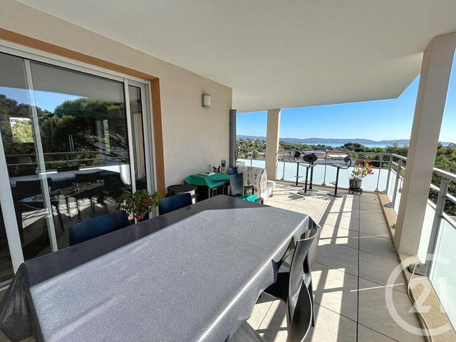 Appartement T3 &agrave; vendre - 3 pi&egrave;ces - 67,24 m2 - Cavalaire Sur Mer - 83 - PROVENCE-ALPES-COTE-D-AZUR