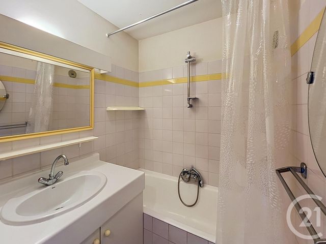 Appartement F2 bis &agrave; vendre - 2 pi&egrave;ces - 34 m2 - Cavalaire Sur Mer - 83 - PROVENCE-ALPES-COTE-D-AZUR