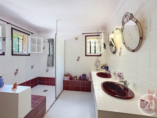 Maison &agrave; vendre - 8 pi&egrave;ces - 190 m2 - Cavalaire Sur Mer - 83 - PROVENCE-ALPES-COTE-D-AZUR