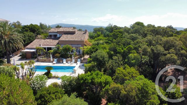 Maison &agrave; vendre - 8 pi&egrave;ces - 190 m2 - Cavalaire Sur Mer - 83 - PROVENCE-ALPES-COTE-D-AZUR