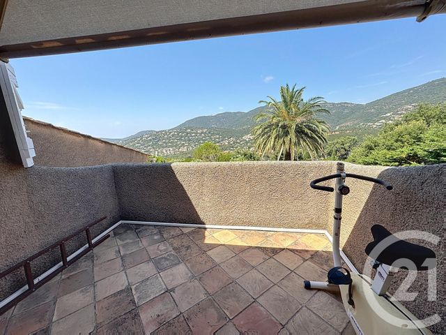 Maison &agrave; vendre - 8 pi&egrave;ces - 190 m2 - Cavalaire Sur Mer - 83 - PROVENCE-ALPES-COTE-D-AZUR