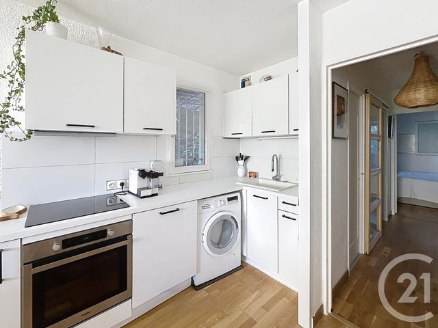 Appartement T2 &agrave; vendre - 2 pi&egrave;ces - 46 m2 - Cavalaire Sur Mer - 83 - PROVENCE-ALPES-COTE-D-AZUR