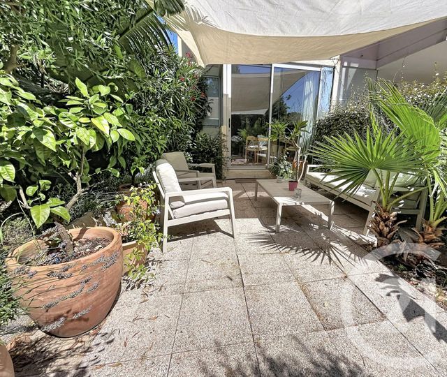Appartement T2 &agrave; vendre - 2 pi&egrave;ces - 46 m2 - Cavalaire Sur Mer - 83 - PROVENCE-ALPES-COTE-D-AZUR