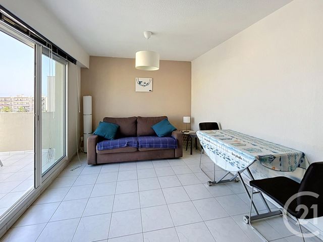 Appartement Studio &agrave; vendre - 1 pi&egrave;ce - 22,05 m2 - Cavalaire Sur Mer - 83 - PROVENCE-ALPES-COTE-D-AZUR
