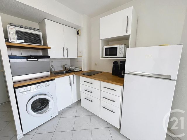 Appartement Studio &agrave; vendre - 1 pi&egrave;ce - 22,05 m2 - Cavalaire Sur Mer - 83 - PROVENCE-ALPES-COTE-D-AZUR