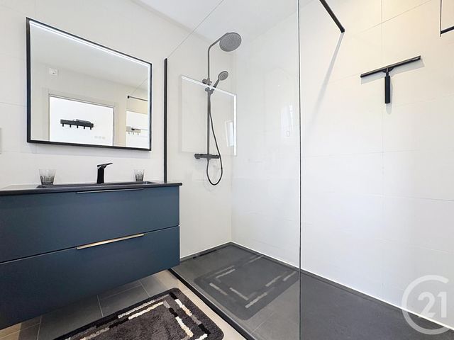 Appartement &agrave; vendre - 2 pi&egrave;ces - 39,96 m2 - Cavalaire Sur Mer - 83 - PROVENCE-ALPES-COTE-D-AZUR