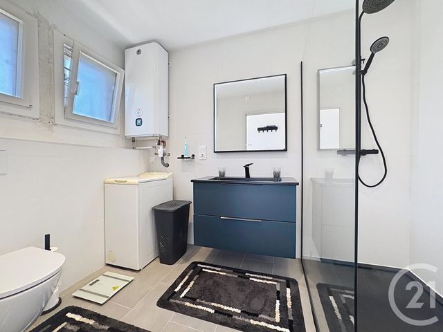 Appartement &agrave; vendre - 2 pi&egrave;ces - 39,96 m2 - Cavalaire Sur Mer - 83 - PROVENCE-ALPES-COTE-D-AZUR