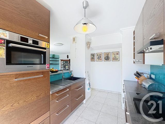 Appartement T3 &agrave; vendre - 3 pi&egrave;ces - 64 m2 - Cavalaire Sur Mer - 83 - PROVENCE-ALPES-COTE-D-AZUR