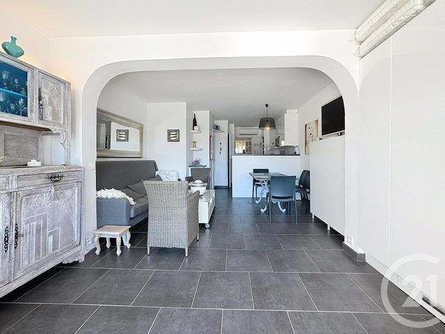 Appartement T2 &agrave; vendre - 2 pi&egrave;ces - 39 m2 - La Croix Valmer - 83 - PROVENCE-ALPES-COTE-D-AZUR