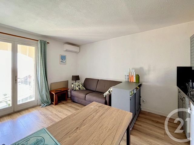 Appartement Studio Cabine &agrave; vendre - 1 pi&egrave;ce - 24 m2 - Cavalaire Sur Mer - 83 - PROVENCE-ALPES-COTE-D-AZUR