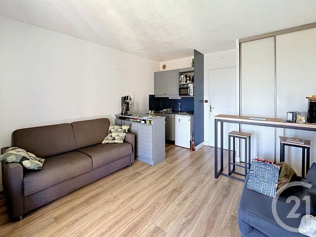 Appartement Studio Cabine &agrave; vendre - 1 pi&egrave;ce - 24 m2 - Cavalaire Sur Mer - 83 - PROVENCE-ALPES-COTE-D-AZUR