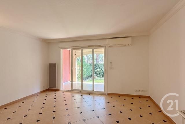 Appartement T3 &agrave; vendre - 3 pi&egrave;ces - 51 m2 - Cavalaire Sur Mer - 83 - PROVENCE-ALPES-COTE-D-AZUR