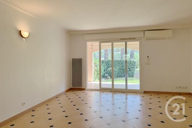Appartement T3 &agrave; vendre - 3 pi&egrave;ces - 51 m2 - Cavalaire Sur Mer - 83 - PROVENCE-ALPES-COTE-D-AZUR