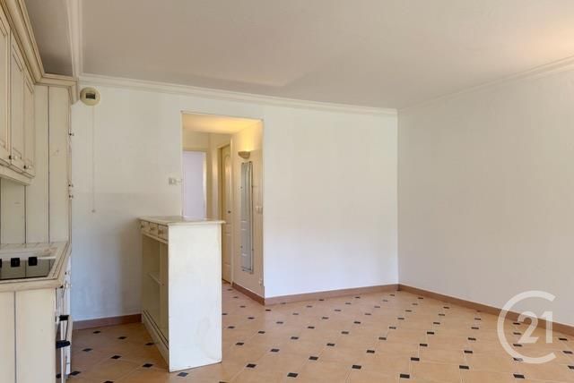 Appartement T3 &agrave; vendre - 3 pi&egrave;ces - 51 m2 - Cavalaire Sur Mer - 83 - PROVENCE-ALPES-COTE-D-AZUR