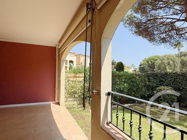 Appartement T3 &agrave; vendre - 3 pi&egrave;ces - 51 m2 - Cavalaire Sur Mer - 83 - PROVENCE-ALPES-COTE-D-AZUR