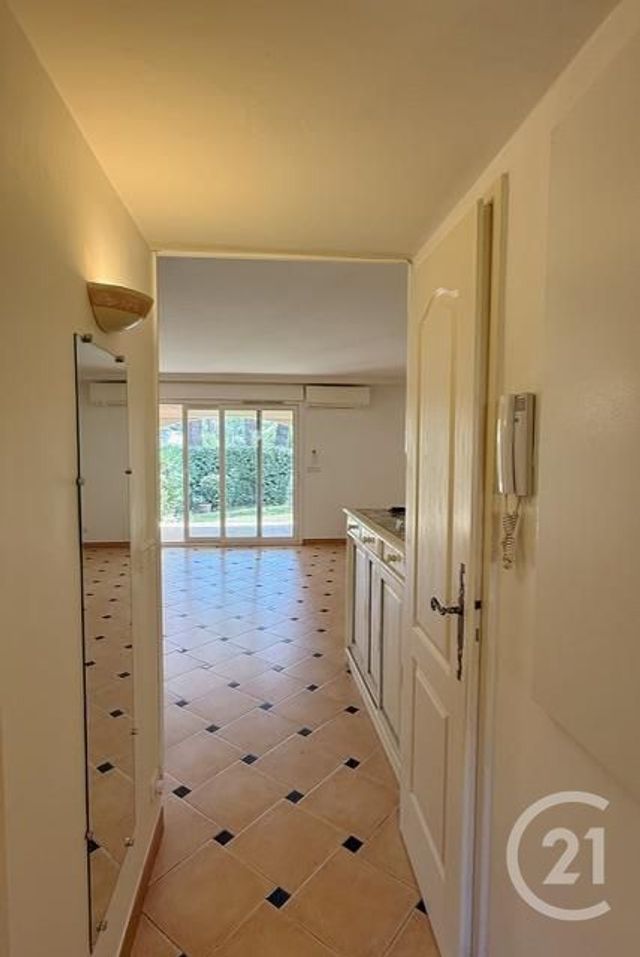 Appartement T3 &agrave; vendre - 3 pi&egrave;ces - 51 m2 - Cavalaire Sur Mer - 83 - PROVENCE-ALPES-COTE-D-AZUR