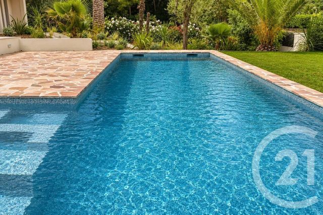 Maison &agrave; vendre - 7 pi&egrave;ces - 220 m2 - La Croix Valmer - 83 - PROVENCE-ALPES-COTE-D-AZUR