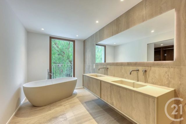 Maison &agrave; vendre - 7 pi&egrave;ces - 220 m2 - La Croix Valmer - 83 - PROVENCE-ALPES-COTE-D-AZUR