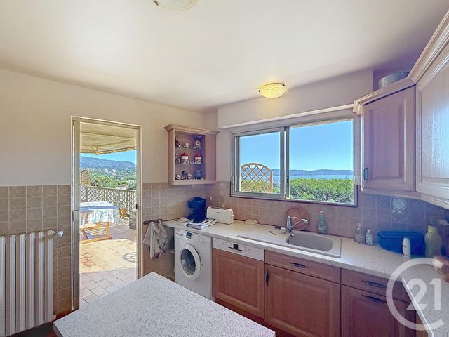 Maison &agrave; vendre - 7 pi&egrave;ces - 200 m2 - Cavalaire Sur Mer - 83 - PROVENCE-ALPES-COTE-D-AZUR