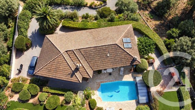 Maison &agrave; vendre - 7 pi&egrave;ces - 200 m2 - Cavalaire Sur Mer - 83 - PROVENCE-ALPES-COTE-D-AZUR
