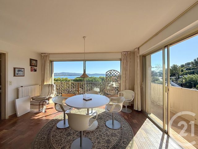 Maison &agrave; vendre - 7 pi&egrave;ces - 200 m2 - Cavalaire Sur Mer - 83 - PROVENCE-ALPES-COTE-D-AZUR