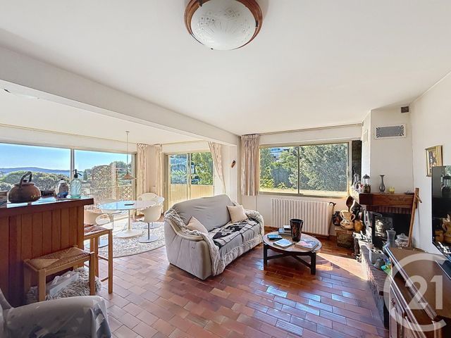 Maison &agrave; vendre - 7 pi&egrave;ces - 200 m2 - Cavalaire Sur Mer - 83 - PROVENCE-ALPES-COTE-D-AZUR