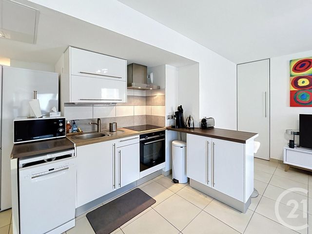 Appartement T2 &agrave; vendre - 2 pi&egrave;ces - 47,30 m2 - Cavalaire Sur Mer - 83 - PROVENCE-ALPES-COTE-D-AZUR