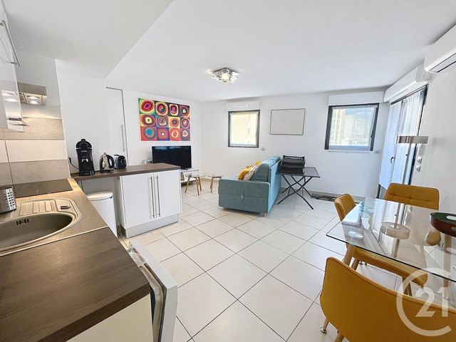 Appartement T2 &agrave; vendre - 2 pi&egrave;ces - 47,30 m2 - Cavalaire Sur Mer - 83 - PROVENCE-ALPES-COTE-D-AZUR