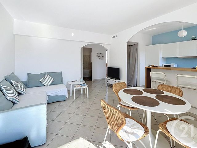 Appartement T3 &agrave; vendre - 3 pi&egrave;ces - 66,88 m2 - Cavalaire Sur Mer - 83 - PROVENCE-ALPES-COTE-D-AZUR