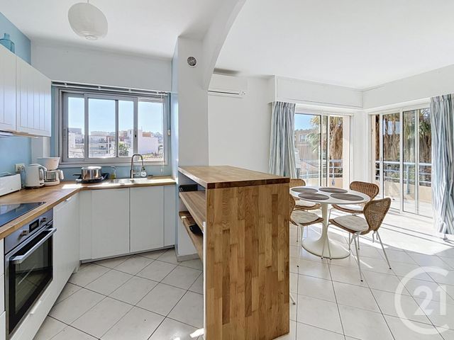 Appartement 3 pièces 67 m² · à Cavalaire-sur-Mer · 66,9 m² · 399 000 €