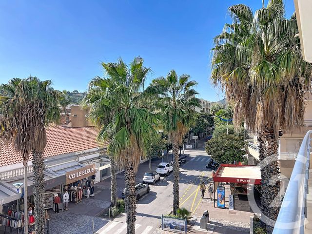 Appartement T3 &agrave; vendre - 3 pi&egrave;ces - 66,88 m2 - Cavalaire Sur Mer - 83 - PROVENCE-ALPES-COTE-D-AZUR