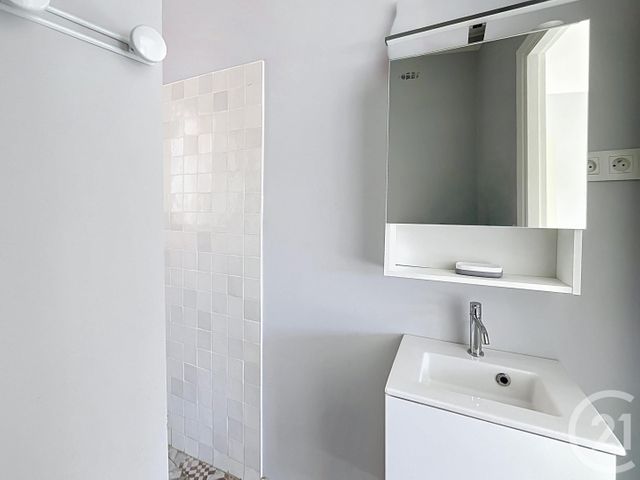 Appartement T3 &agrave; vendre - 3 pi&egrave;ces - 66,88 m2 - Cavalaire Sur Mer - 83 - PROVENCE-ALPES-COTE-D-AZUR